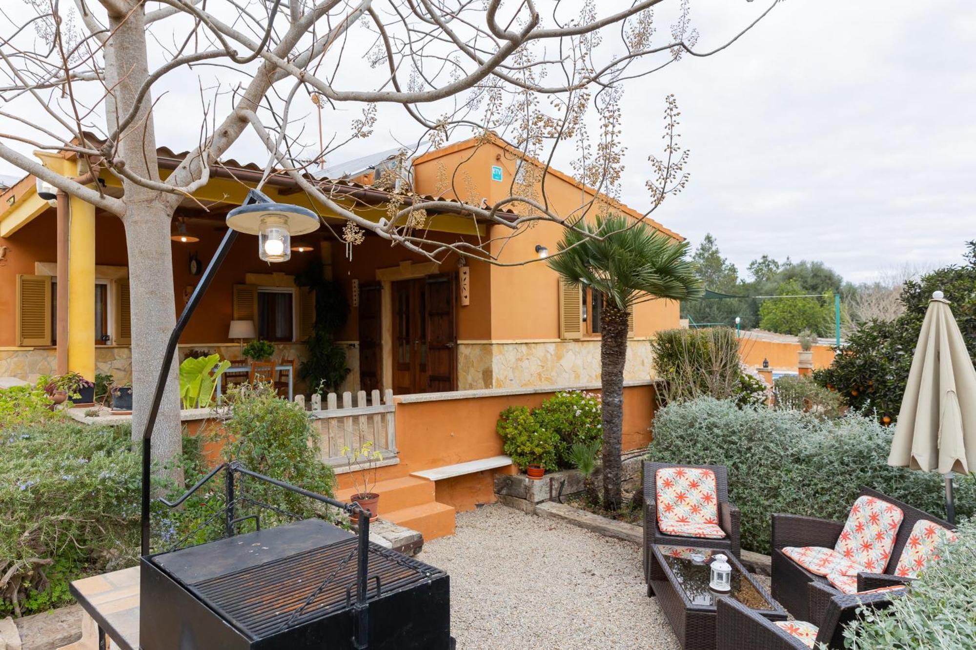 Yourhouse Sa Caseta * Llubi